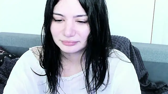 دردشة Dark_Moni الجنسية المباشرة