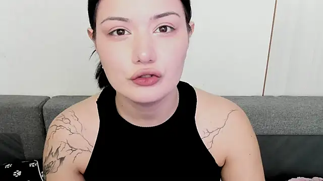 Dark_Moni's Live XXX Chat