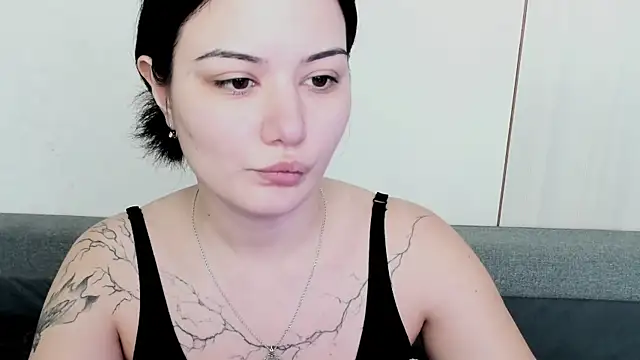 Chatroom XXX en direct de Dark_Moni