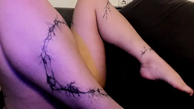 Dark_Moni Adlı Modelin Canlı XXX Sohbeti