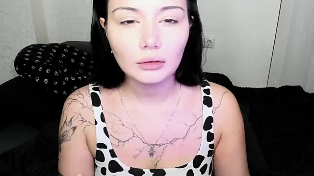 Dark_Moni's Live XXX Chat
