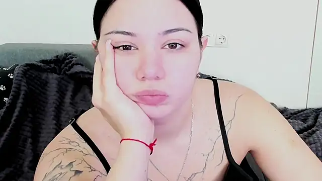 Chat +18 de Dark_Moni ao vivo