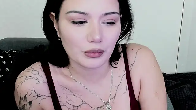 Czat XXX na żywo – Dark_Moni