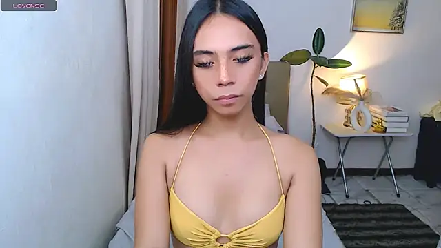 scarlet_smith7 Show in webcam
