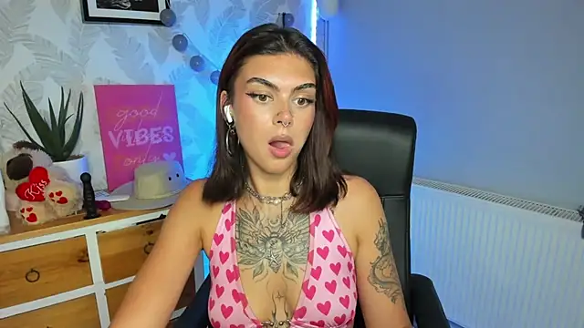 Nova_SIN Chat XXX in diretta
