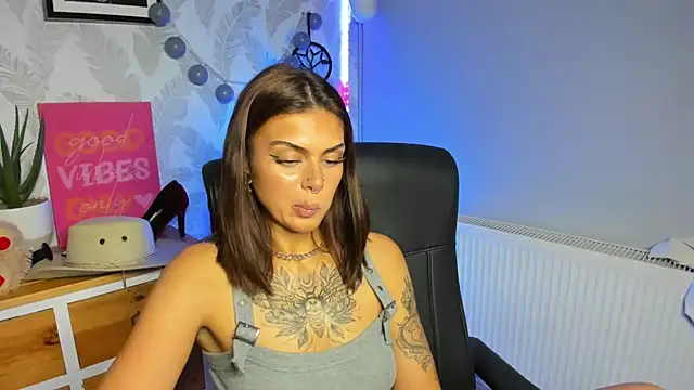 XXX chat uživo modela Nova_SIN