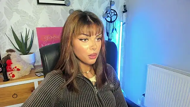 Nova_SIN Chat XXX live