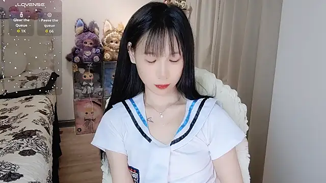 Živý XXX chat M-OTT_