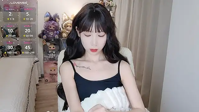 XXX chat uživo modela M-OTT_