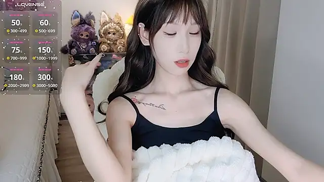 XXX chat uživo modela M-OTT_