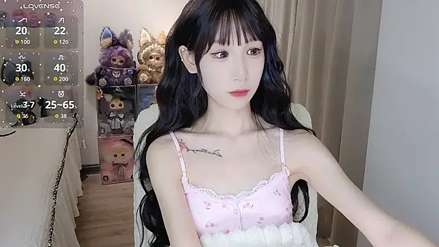 M-OTT_ Chat XXX in diretta