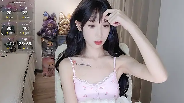 M-OTT_'s Live XXX Chat
