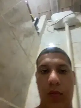 Show modela fbdurj na web-kameri