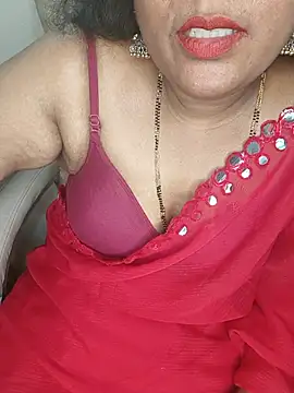 Rukmini_Rukku_97 Show in webcam