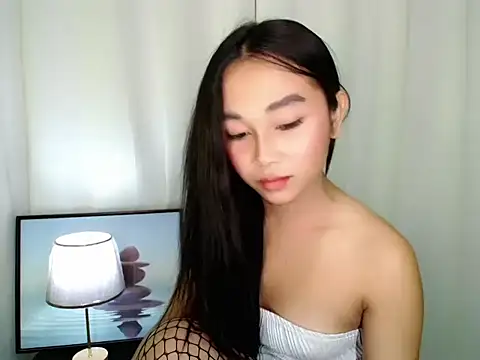 TsCyra_foxxxのウェブカメラショー
