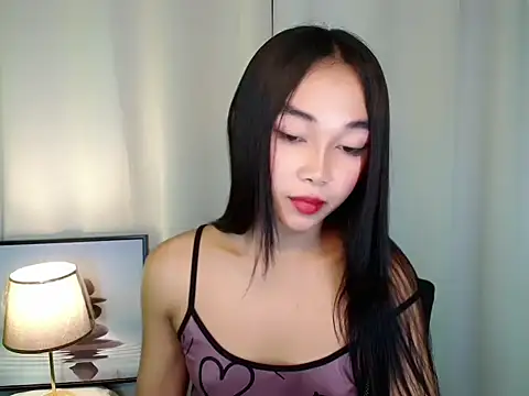 TsCyra_foxxx Show in webcam
