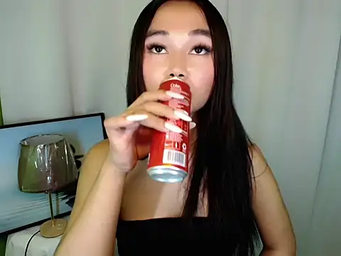 TsCyra_foxxxのウェブカメラショー