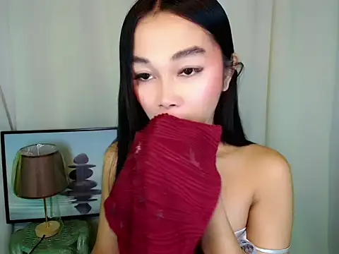 TsCyra_foxxx – Kamerová šou