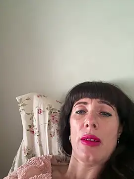 Chat XXX en directo de LadyLuxLover