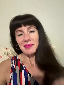 LadyLuxLover's Live XXX Chat