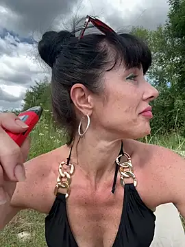 LadyLuxLover Live XXX-chat