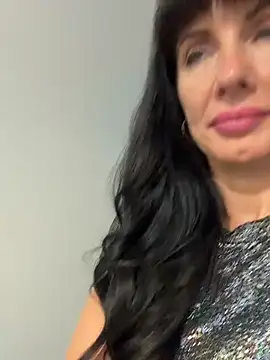 צ'אט XXX בשידור חי של LadyLuxLover