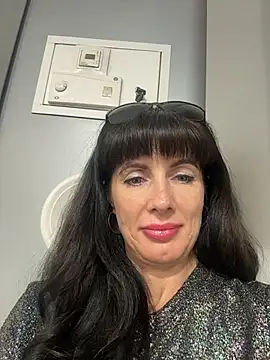 Chatroom XXX en direct de LadyLuxLover
