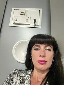 LadyLuxLover's Live XXX Chat
