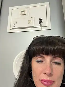 LadyLuxLover Chat XXX in diretta