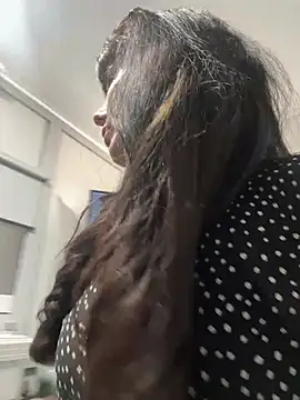 צ'אט XXX בשידור חי של LadyLuxLover