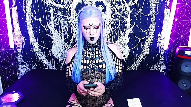 Show Webcam de naomi_satan