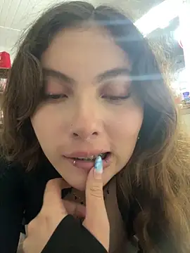 lxchel0's Live Chat Room