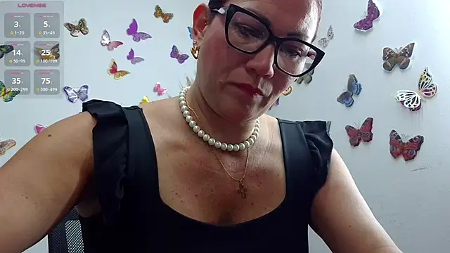 دردشة TifanyQueen_ الجنسية المباشرة