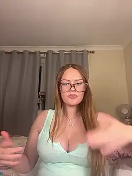 cherryrosealiee's Live XXX Chat