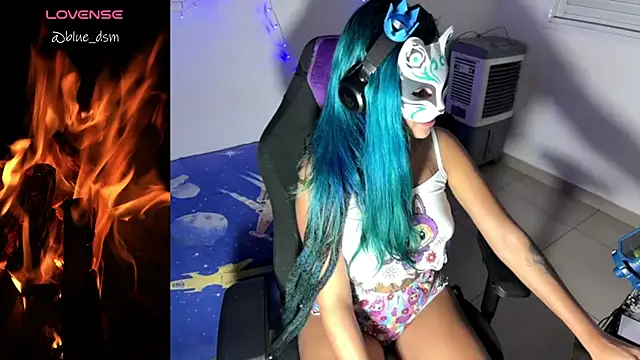 Show de bluesubmissive na webcam