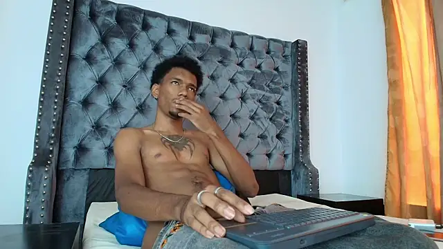 nero_reyd Show Webcam