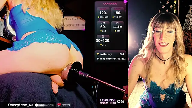 EmeryLune_xo: διαδικτυακό σόου στην κάμερα