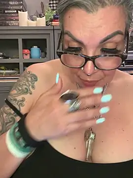 dieseldame1313 webcam show