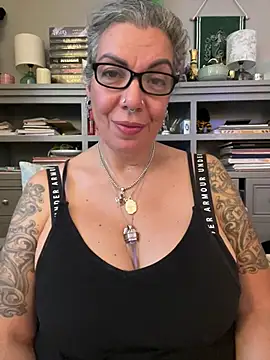 dieseldame1313's Webcam Show