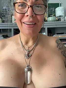 dieseldame1313 라이브 XXX 채팅