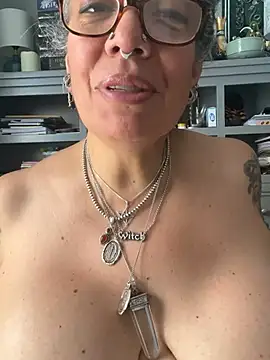 dieseldame1313's Webcam Show