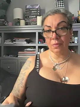 dieseldame1313 Live XXX-Chat