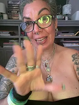 Chatroom XXX en direct de dieseldame1313