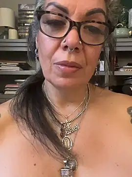 dieseldame1313's Webcam Show