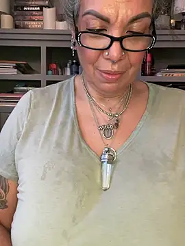 dieseldame1313 Chat XXX live