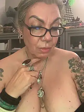 dieseldame1313 Webcam-Show