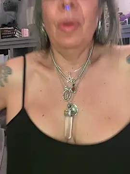 dieseldame1313 Chat XXX live