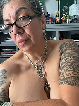 dieseldame1313's Webcam Show