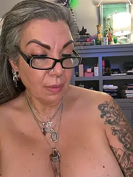 dieseldame1313 Webcam show