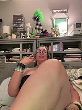 dieseldame1313 Chat XXX live